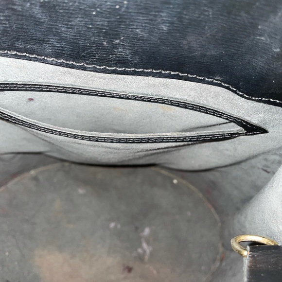 Authentic Louis Vuitton Epi Handbag - Picture 9 of 9